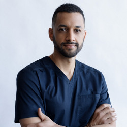 Dr. Roger Bakekolo - Plasztikai sebész, Esztétika